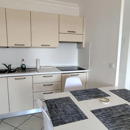 Elegant With Private Pool, Parking & 5min To Daire Antibes